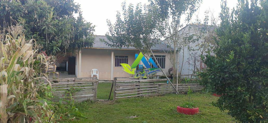 Casa à venda com 2 quartos, 100m² - Foto 2