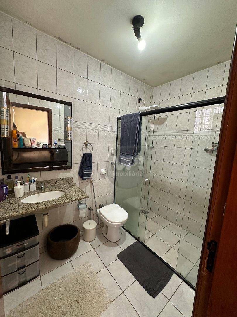 Casa à venda com 4 quartos, 187m² - Foto 15