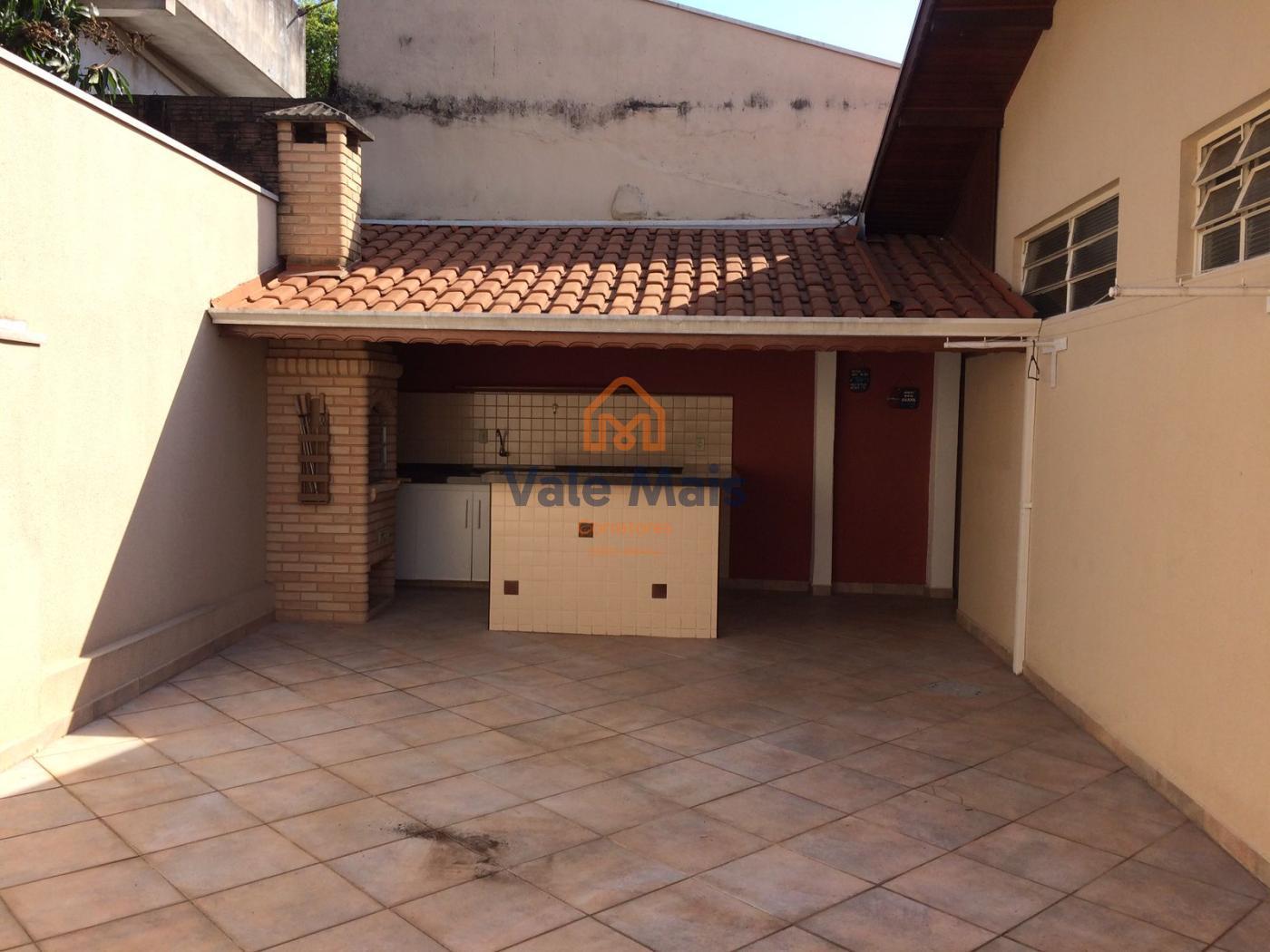 Casa à venda com 4 quartos, 165m² - Foto 13