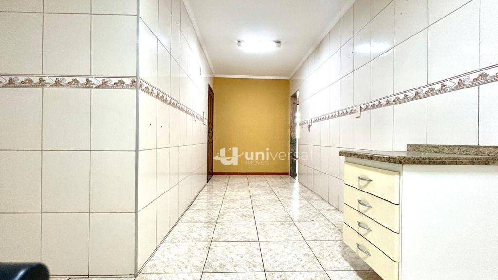 Apartamento para alugar com 3 quartos, 106m² - Foto 5