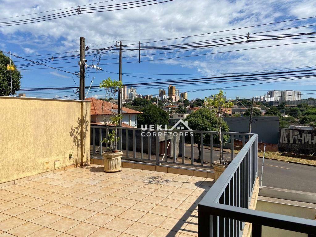 Casa à venda com 5 quartos, 272m² - Foto 6