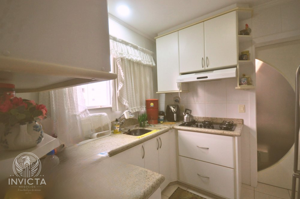 Apartamento à venda com 3 quartos, 100m² - Foto 14