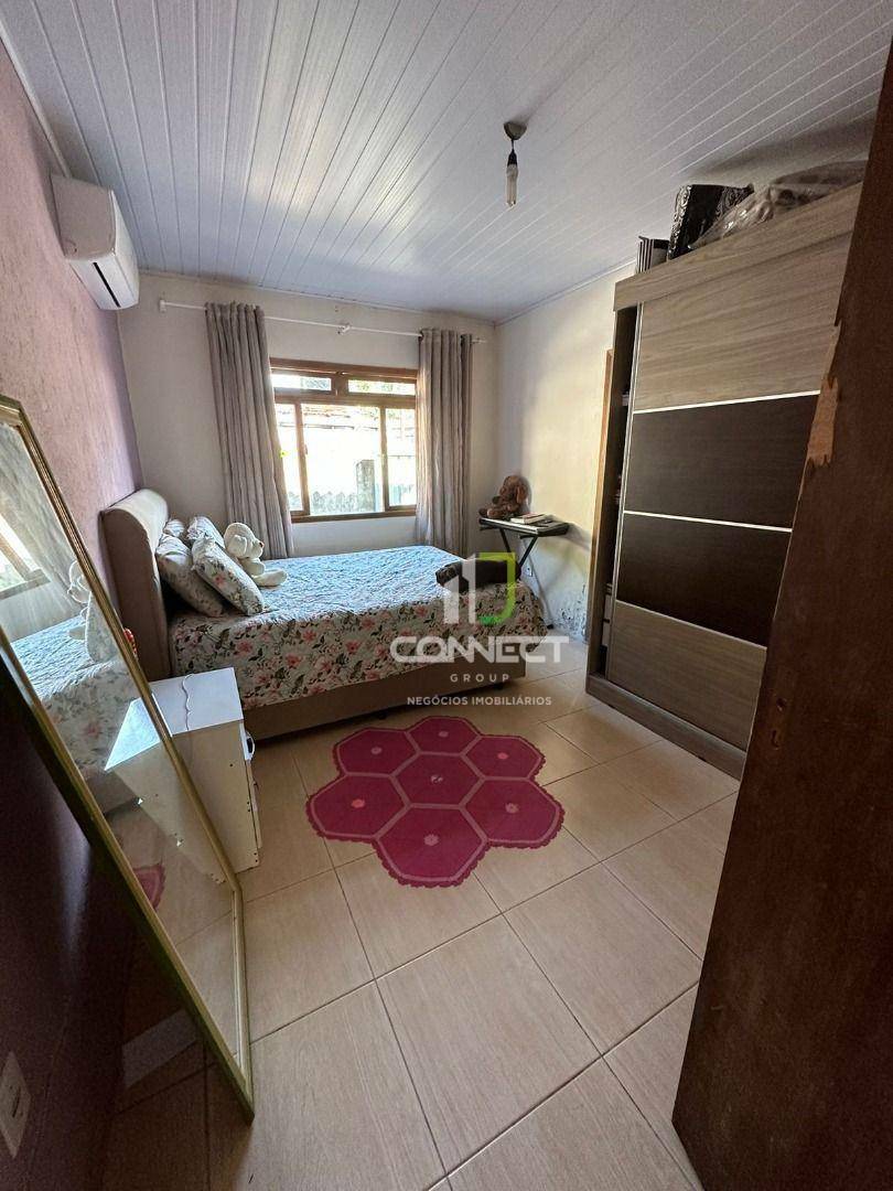 Casa à venda com 3 quartos, 275m² - Foto 3