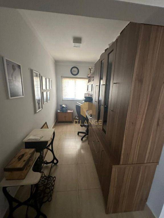 Casa à venda com 3 quartos, 256m² - Foto 8