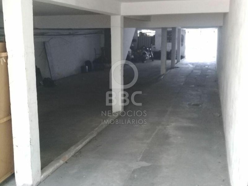 Sobrado à venda com 3 quartos, 900m² - Foto 18