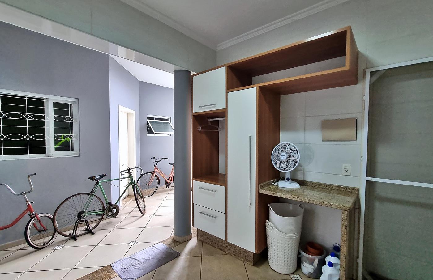 Casa de Condomínio à venda com 3 quartos, 252m² - Foto 38