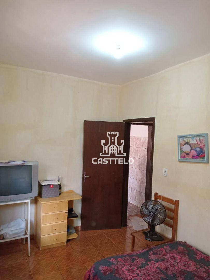 Casa à venda com 4 quartos, 300m² - Foto 15