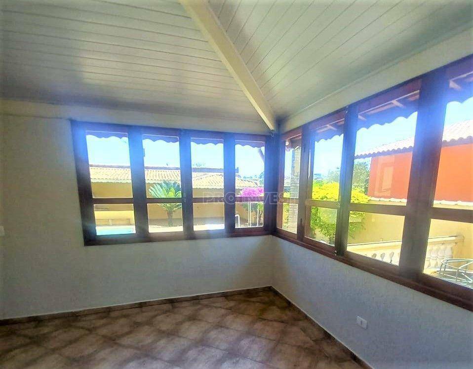 Casa de Condomínio à venda com 4 quartos, 300m² - Foto 8