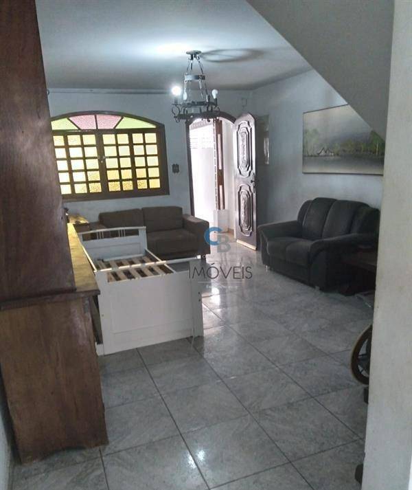 Sobrado à venda com 2 quartos, 120m² - Foto 1