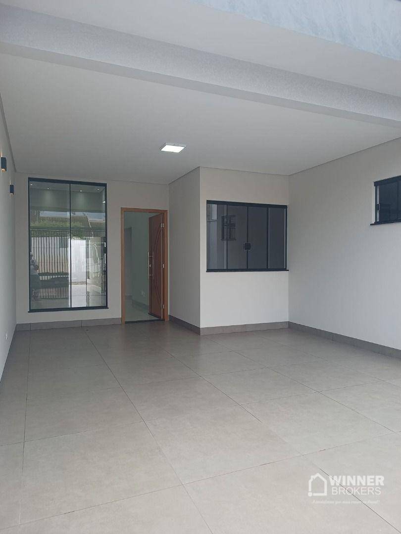 Casa à venda com 3 quartos, 100m² - Foto 7