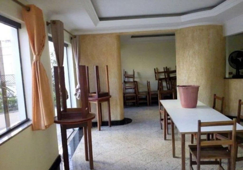 Apartamento à venda com 2 quartos, 75m² - Foto 28