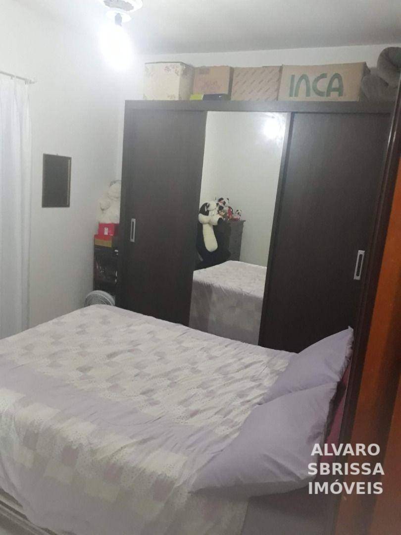 Casa à venda com 2 quartos, 90m² - Foto 13