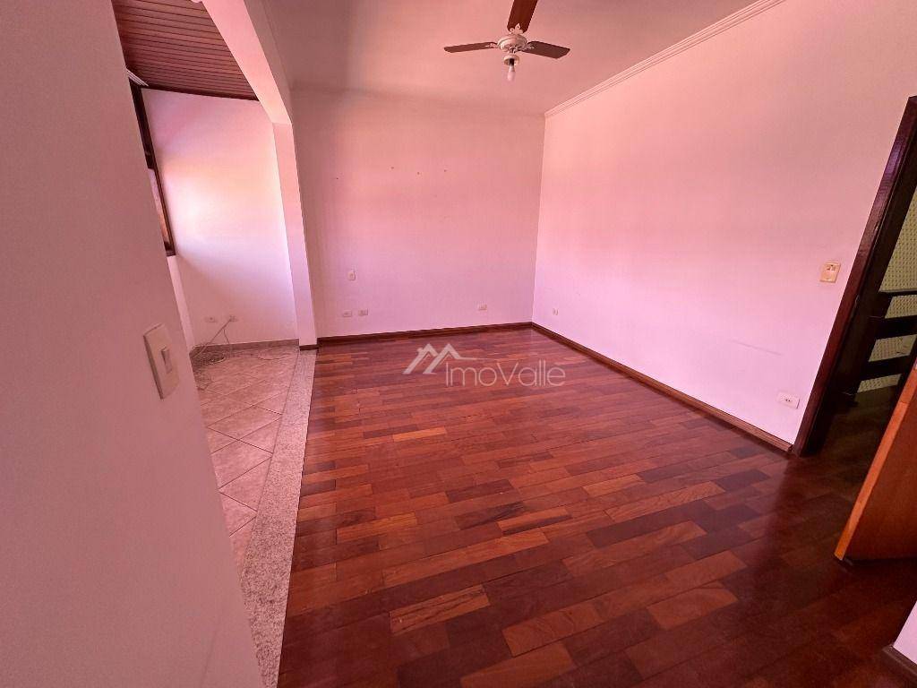 Casa de Condomínio à venda com 4 quartos, 292m² - Foto 15