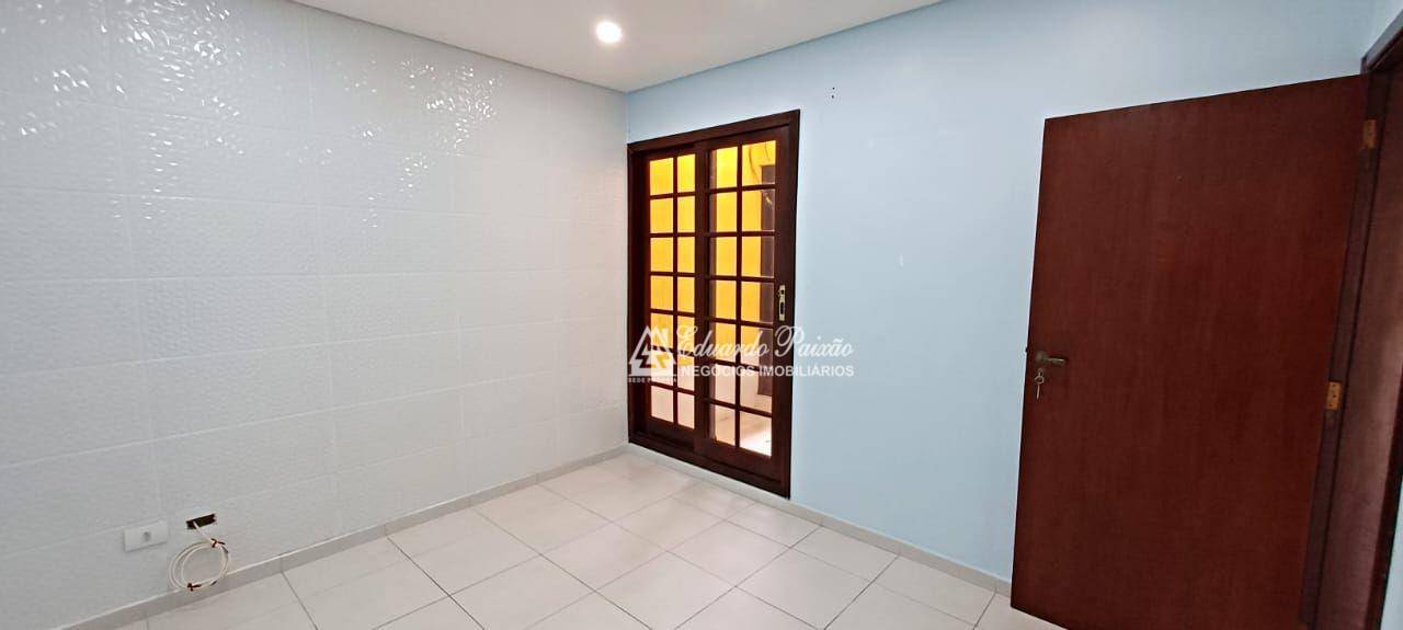 Sobrado à venda com 3 quartos, 150m² - Foto 11