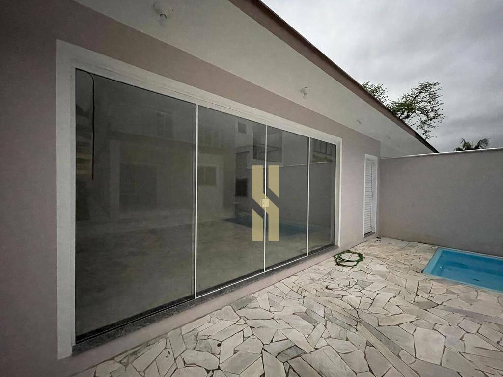 Casa à venda com 3 quartos, 174m² - Foto 6