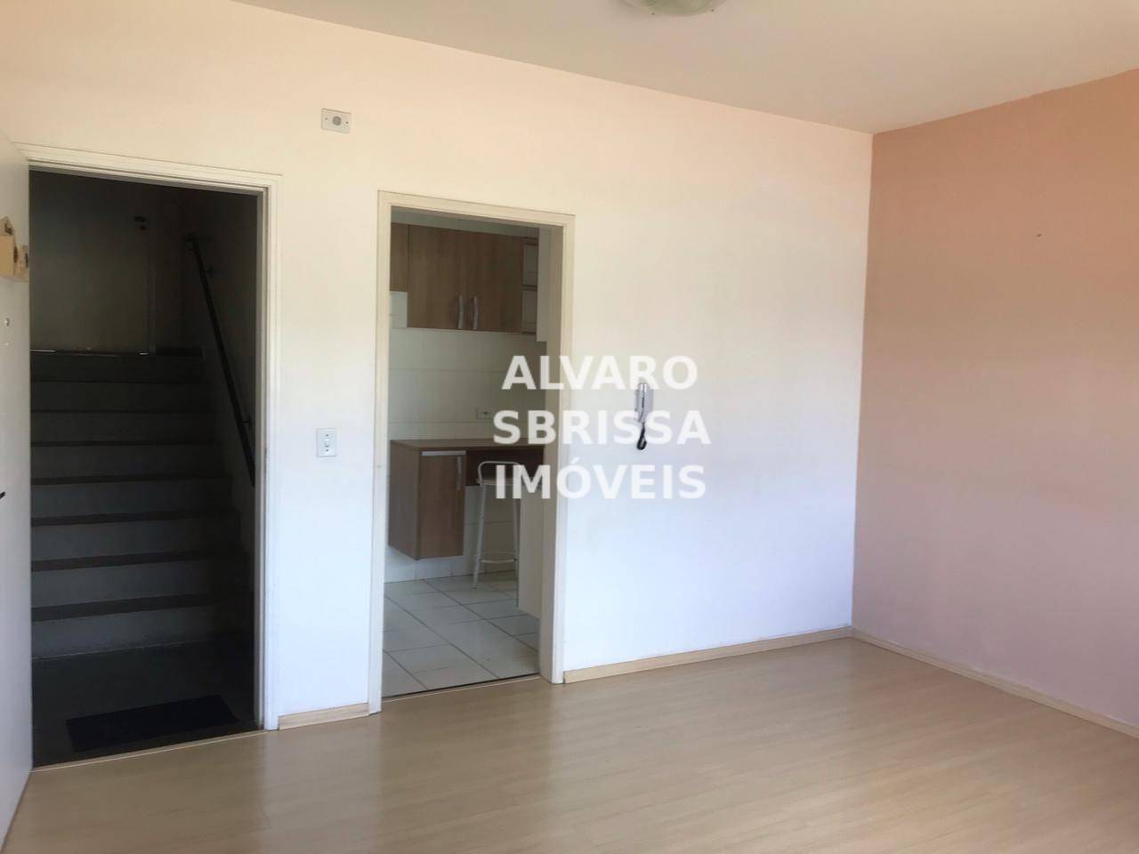 Apartamento à venda com 3 quartos, 75m² - Foto 2