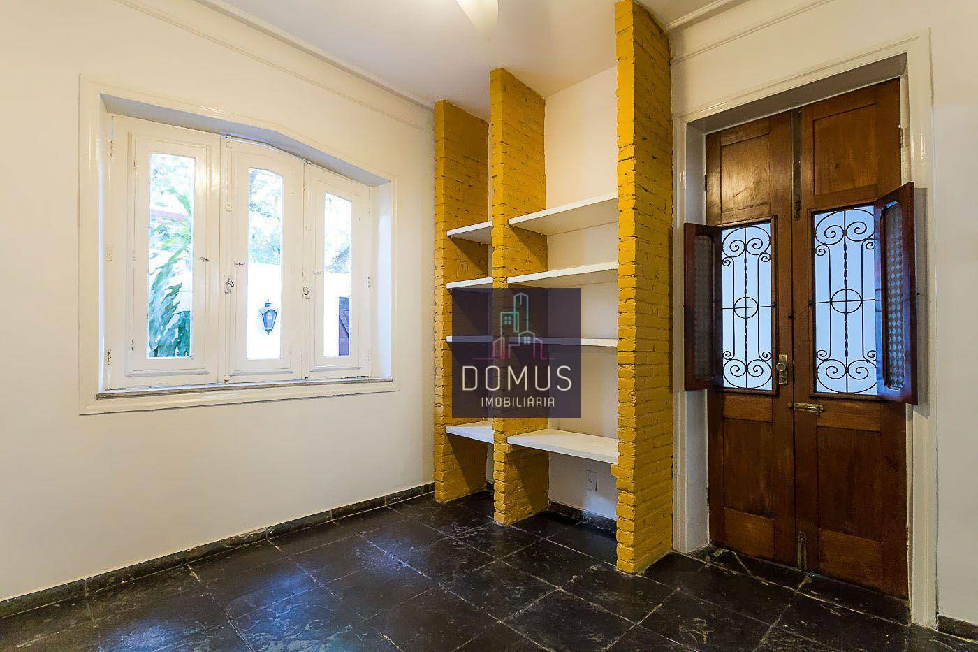 Casa à venda com 3 quartos, 160m² - Foto 2