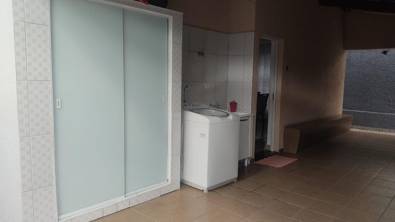 Casa à venda com 3 quartos, 197m² - Foto 10