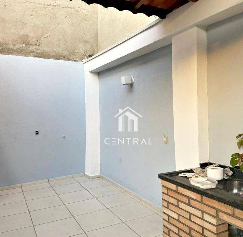 Sobrado à venda com 3 quartos, 239m² - Foto 16