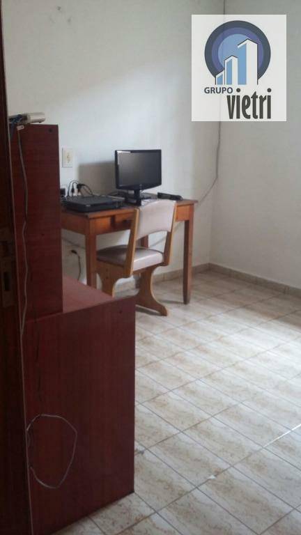 Sobrado à venda com 3 quartos, 217m² - Foto 13