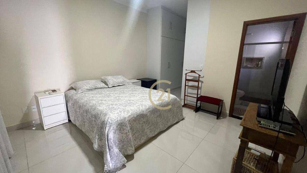 Casa de Condomínio para alugar com 3 quartos, 149m² - Foto 13