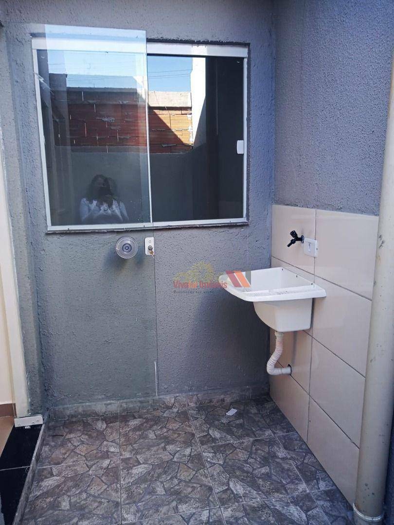 Casa à venda com 2 quartos, 40m² - Foto 11