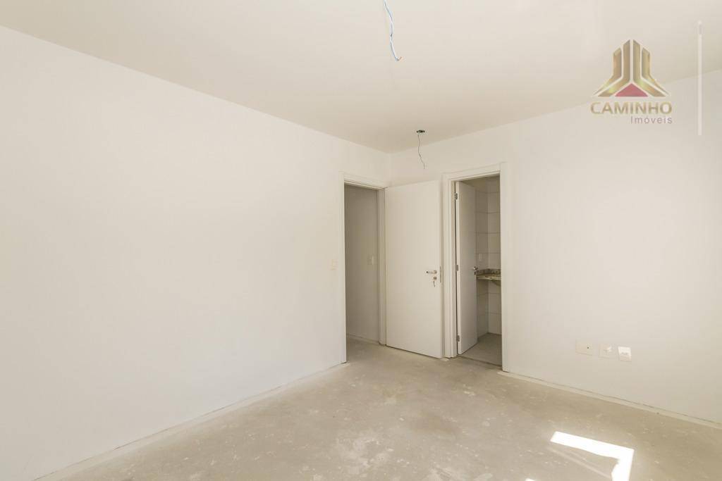 Apartamento à venda com 2 quartos, 68m² - Foto 10