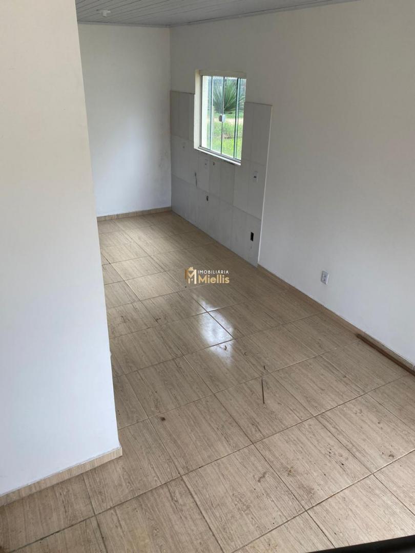 Casa à venda com 2 quartos, 45m² - Foto 12