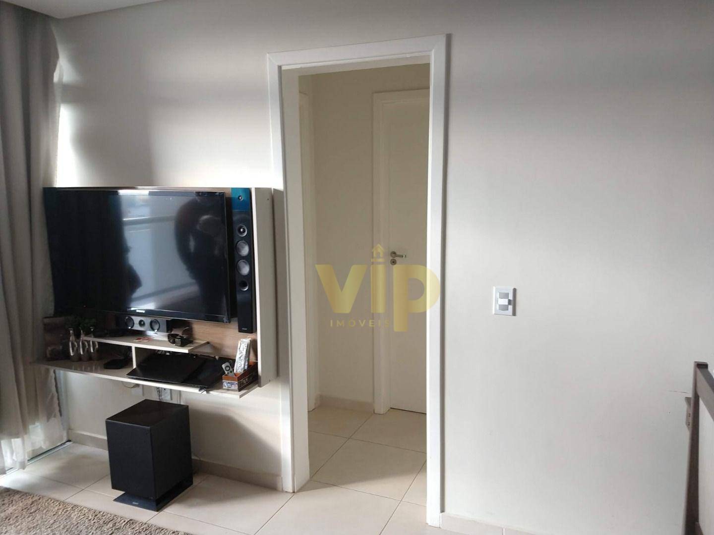 Apartamento à venda com 2 quartos, 75m² - Foto 13