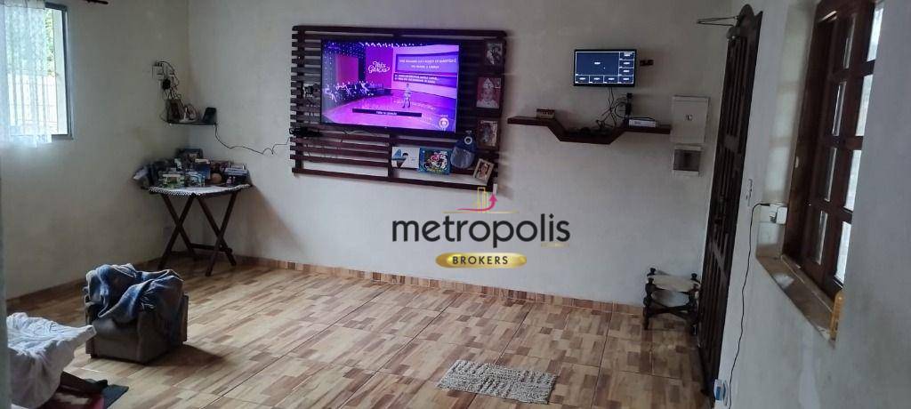 Chácara, 2 quartos, 1327 m² - Foto 2