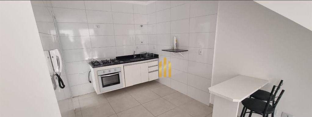 Casa à venda e aluguel com 2 quartos, 49m² - Foto 3