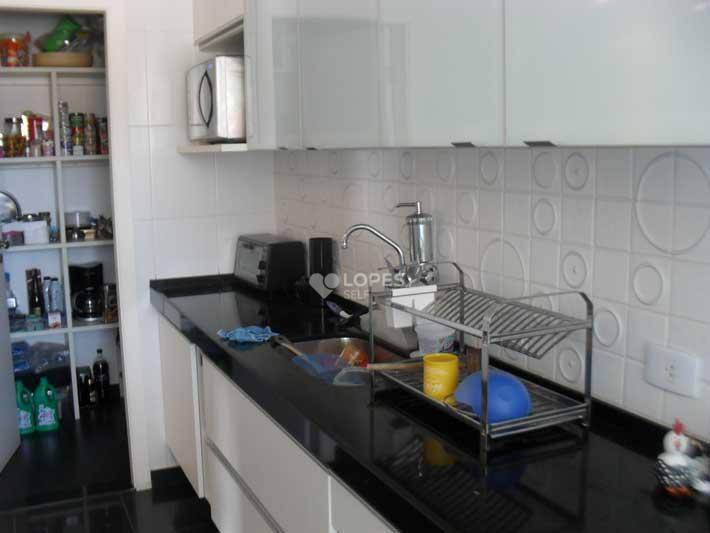 Apartamento à venda com 4 quartos, 132m² - Foto 15