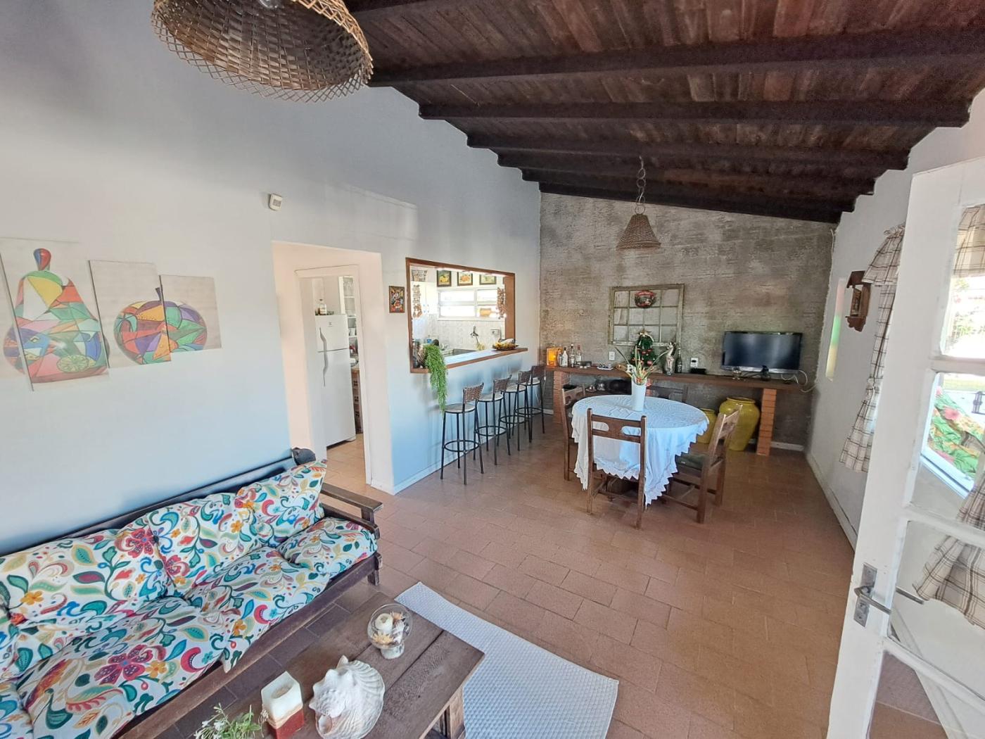 Casa à venda com 4 quartos, 300m² - Foto 4