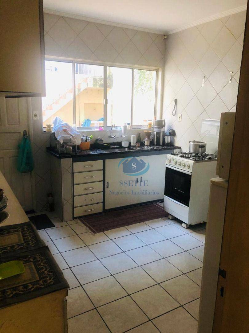 Sobrado à venda com 3 quartos, 195m² - Foto 6