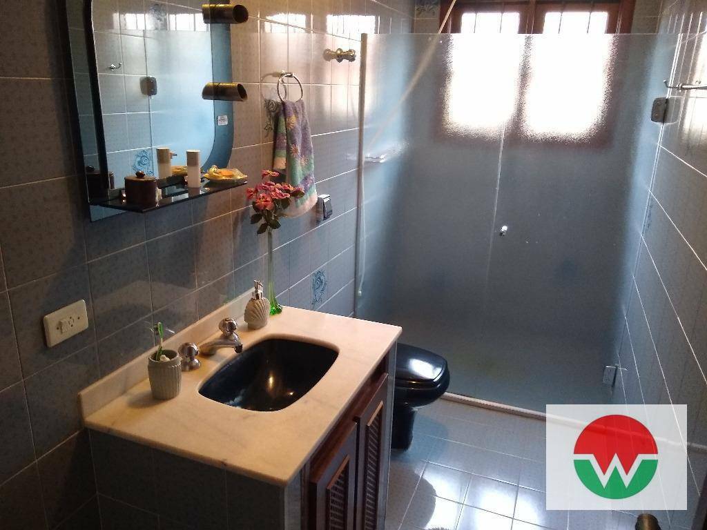 Casa à venda com 3 quartos, 280m² - Foto 15