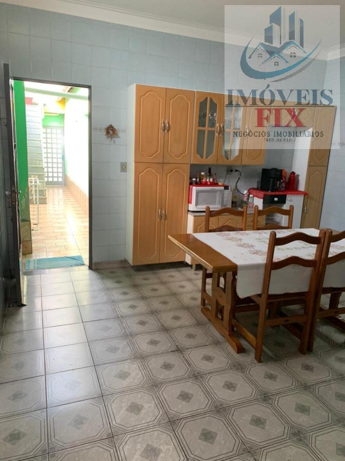 Casa à venda com 4 quartos, 116m² - Foto 16