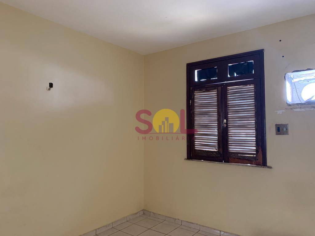 Apartamento à venda com 3 quartos, 96m² - Foto 4