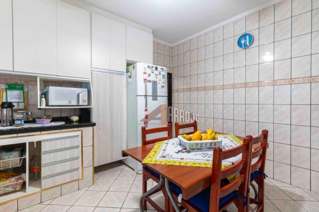 Sobrado à venda com 3 quartos, 198m² - Foto 35