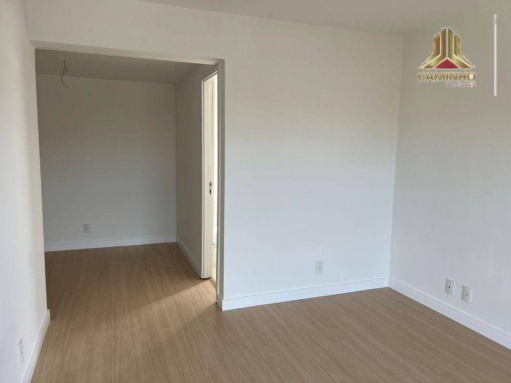 Apartamento à venda com 3 quartos, 100m² - Foto 7