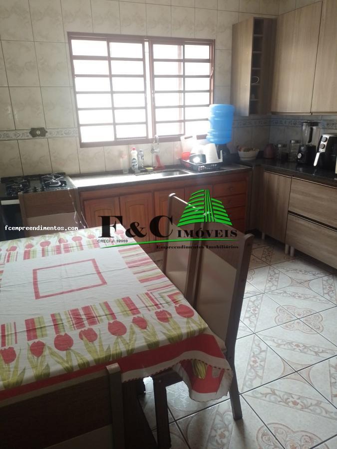 Casa à venda com 3 quartos, 160m² - Foto 5