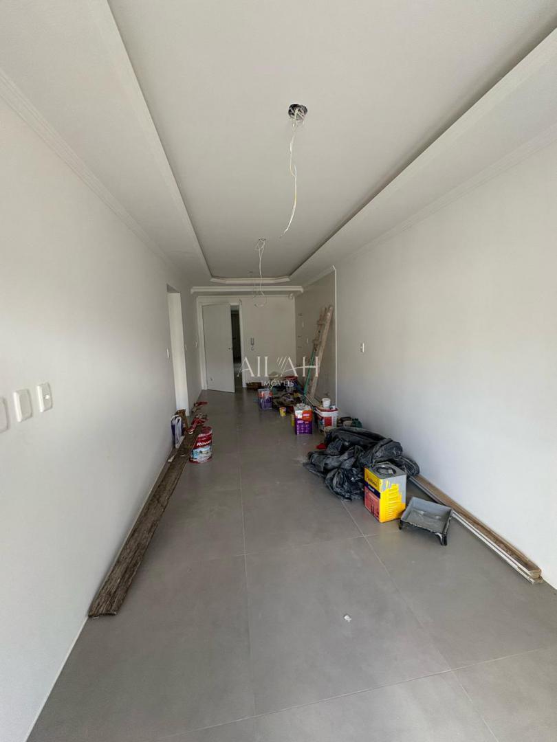 Apartamento à venda com 2 quartos, 75m² - Foto 7
