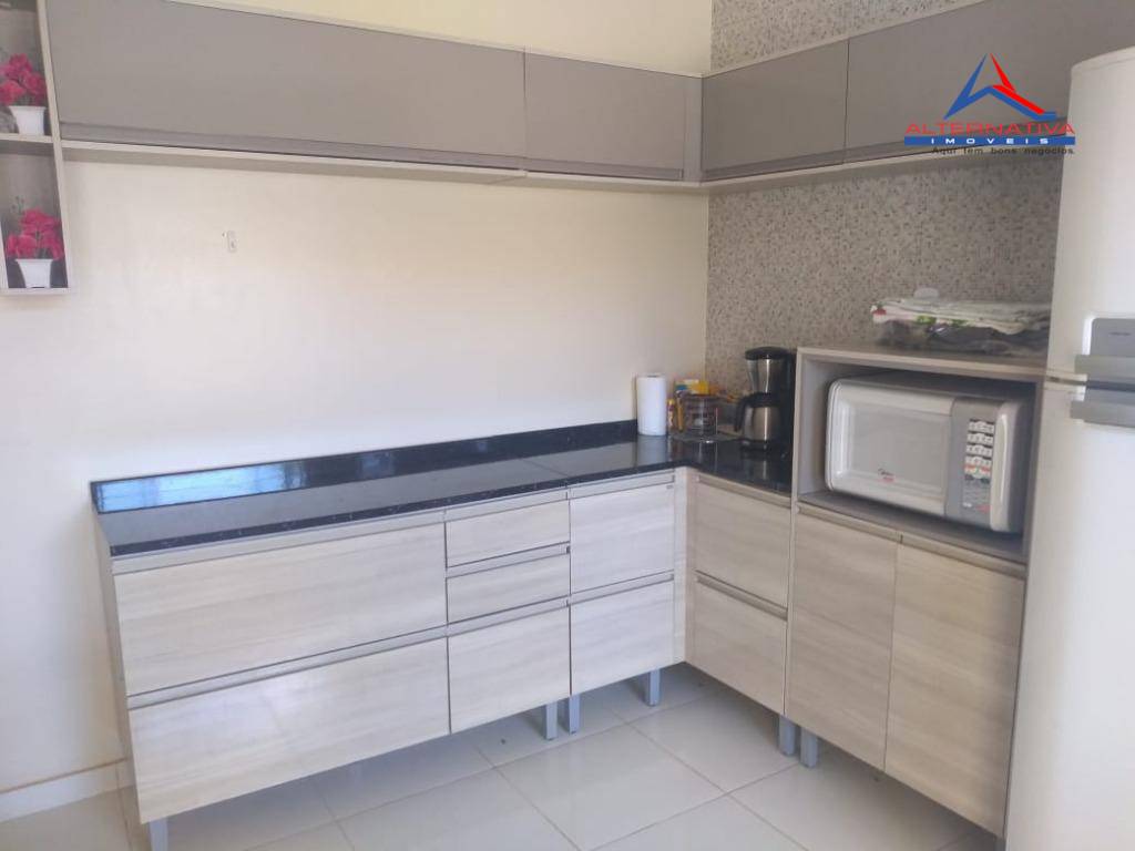 Casa à venda com 3 quartos, 150m² - Foto 4
