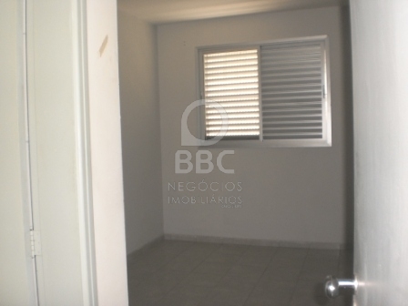 Apartamento para alugar com 2 quartos, 85m² - Foto 11