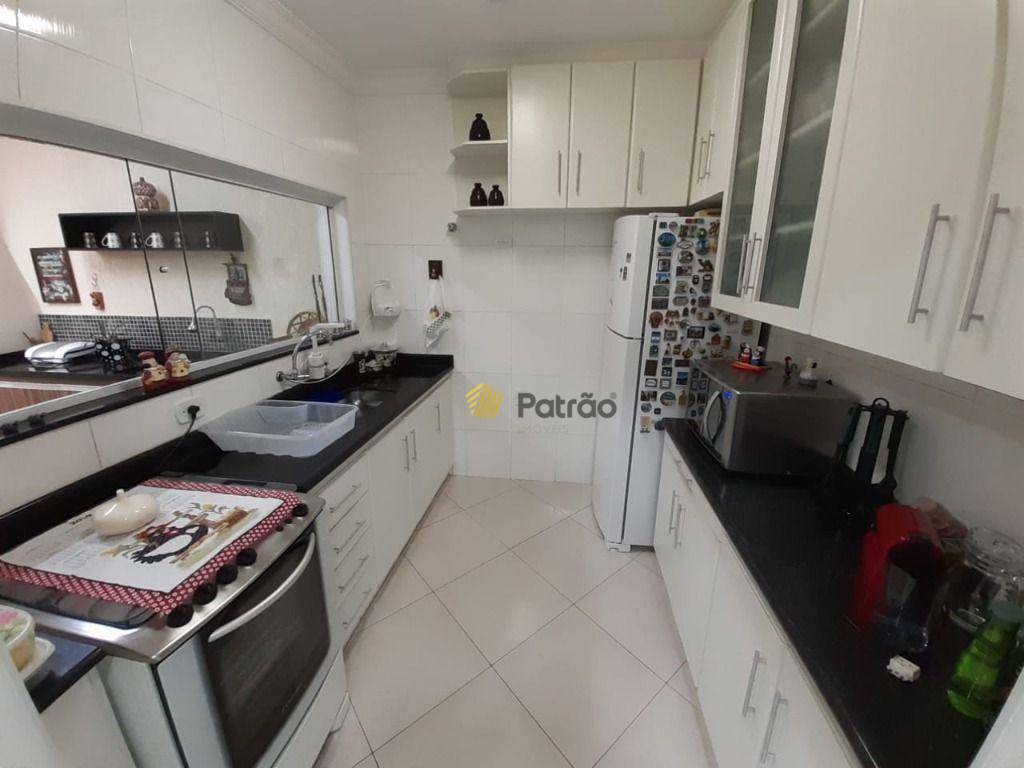 Sobrado à venda com 4 quartos, 250m² - Foto 5