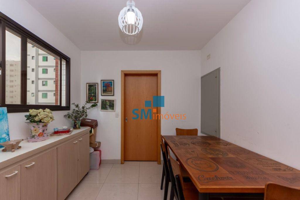 Apartamento à venda com 4 quartos, 208m² - Foto 3