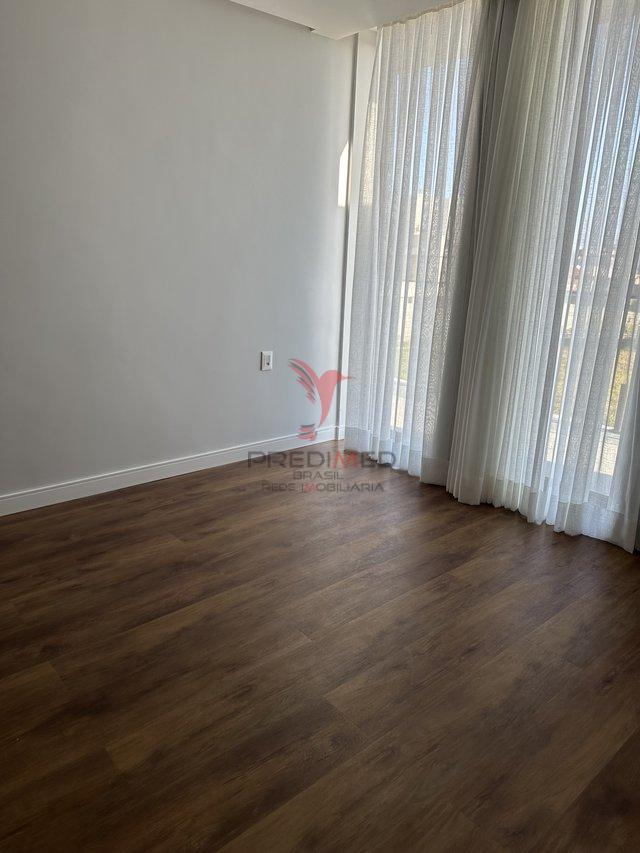 Casa à venda com 4 quartos, 200m² - Foto 13