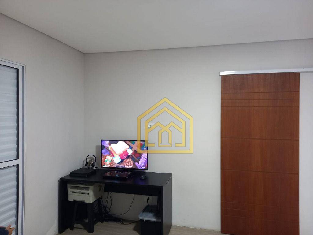 Sobrado à venda com 2 quartos, 200m² - Foto 20