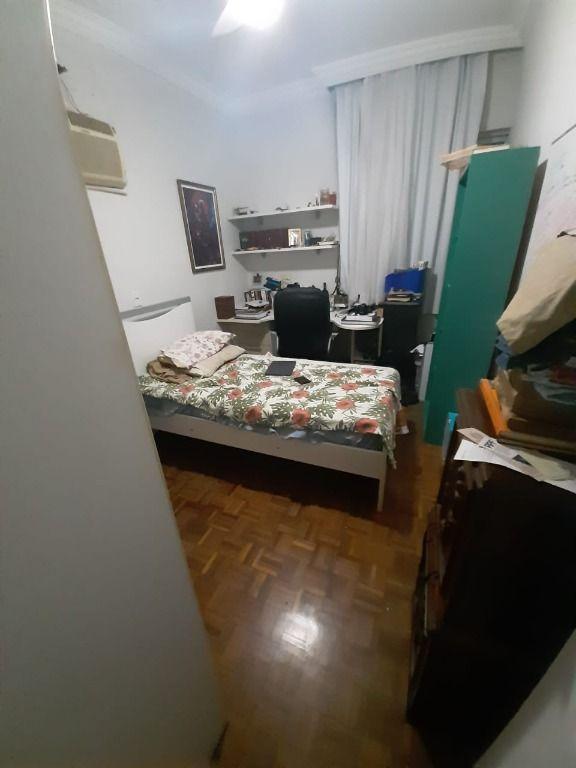 Apartamento à venda com 3 quartos, 214m² - Foto 14