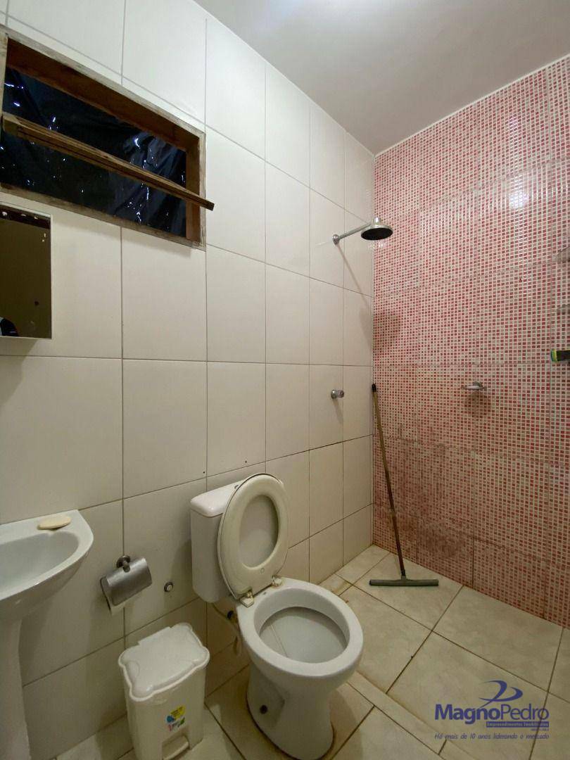 Casa à venda com 2 quartos, 240M2 - Foto 8