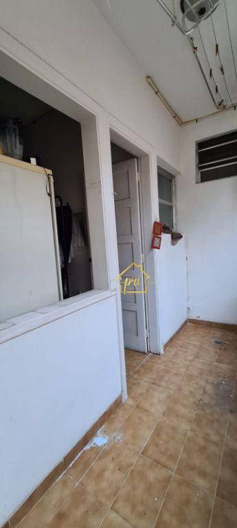 Apartamento à venda com 3 quartos, 130m² - Foto 19